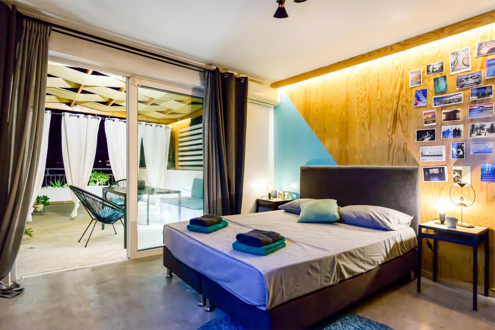 Apartamento Lucy In The Sky With Diamonds Kalamata Exterior foto